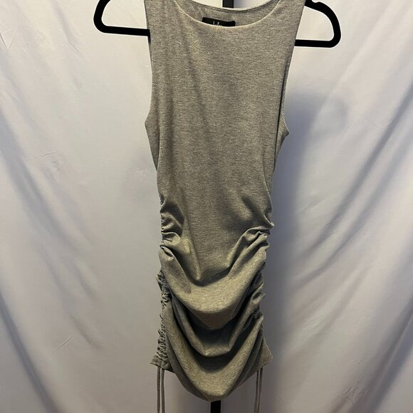 Lulus Grey Bodycon Dress w/Adjustable Side Ruching — NWT (Sz Med fits like a Sm) - Picture 6 of 8
